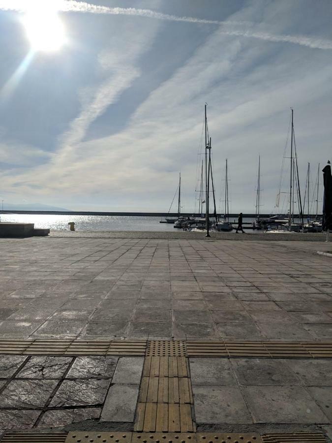 Emanuela SunnySide Lägenhet Kavala Exteriör bild